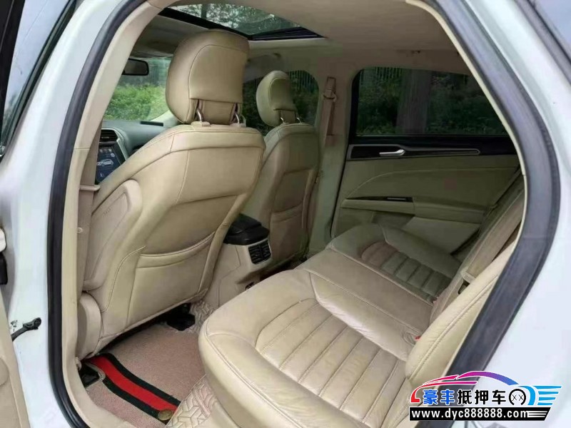 14年福特蒙迪欧轿车抵押车出售