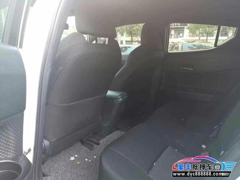 21年丰田C-HR轿车抵押车出售