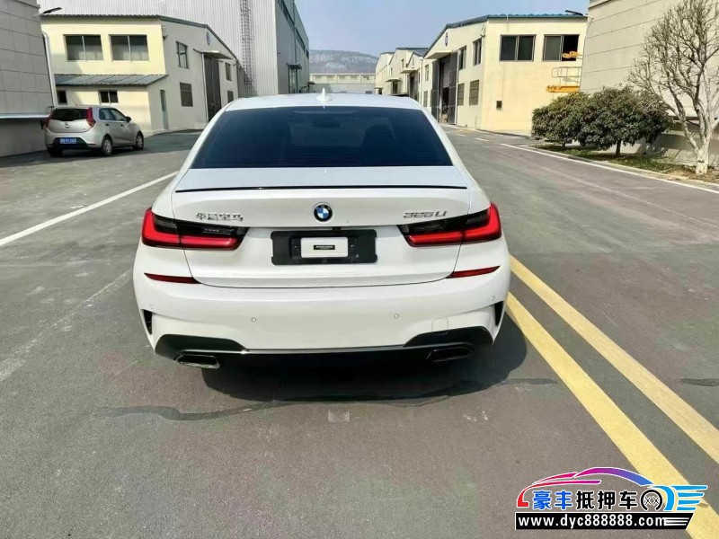 21年宝马3系轿车抵押车出售