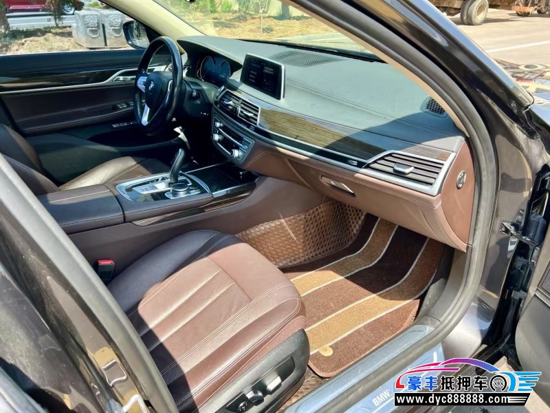 17年宝马7系轿车抵押车出售