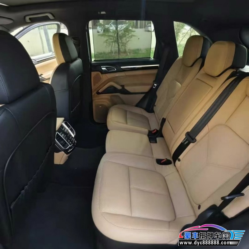 15年保时捷卡宴轿车抵押车出售