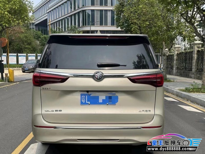 21年别克GL8轿车抵押车出售