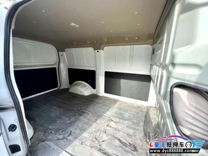 23年长安睿行轿车抵押车出售