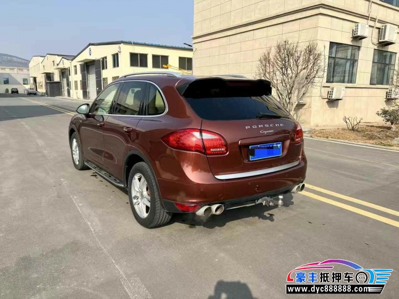 13年保时捷卡宴轿车抵押车出售