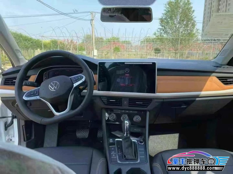 25年大众宝来轿车抵押车出售