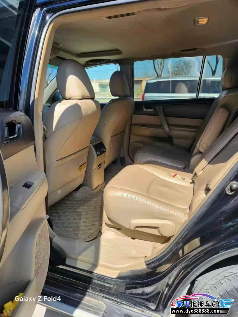 11年丰田汉兰达轿车抵押车出售