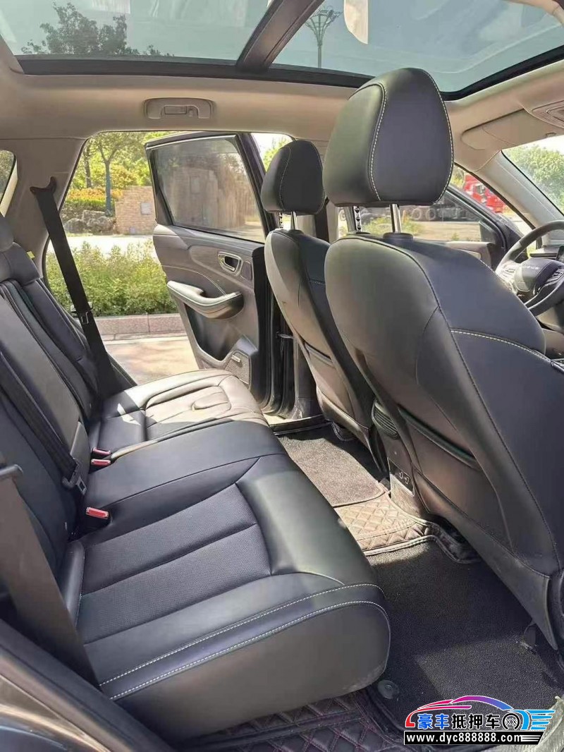 22年荣威RX5轿车抵押车出售