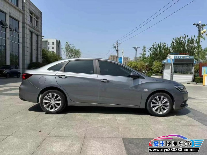 22年雪佛兰科鲁泽轿车抵押车出售