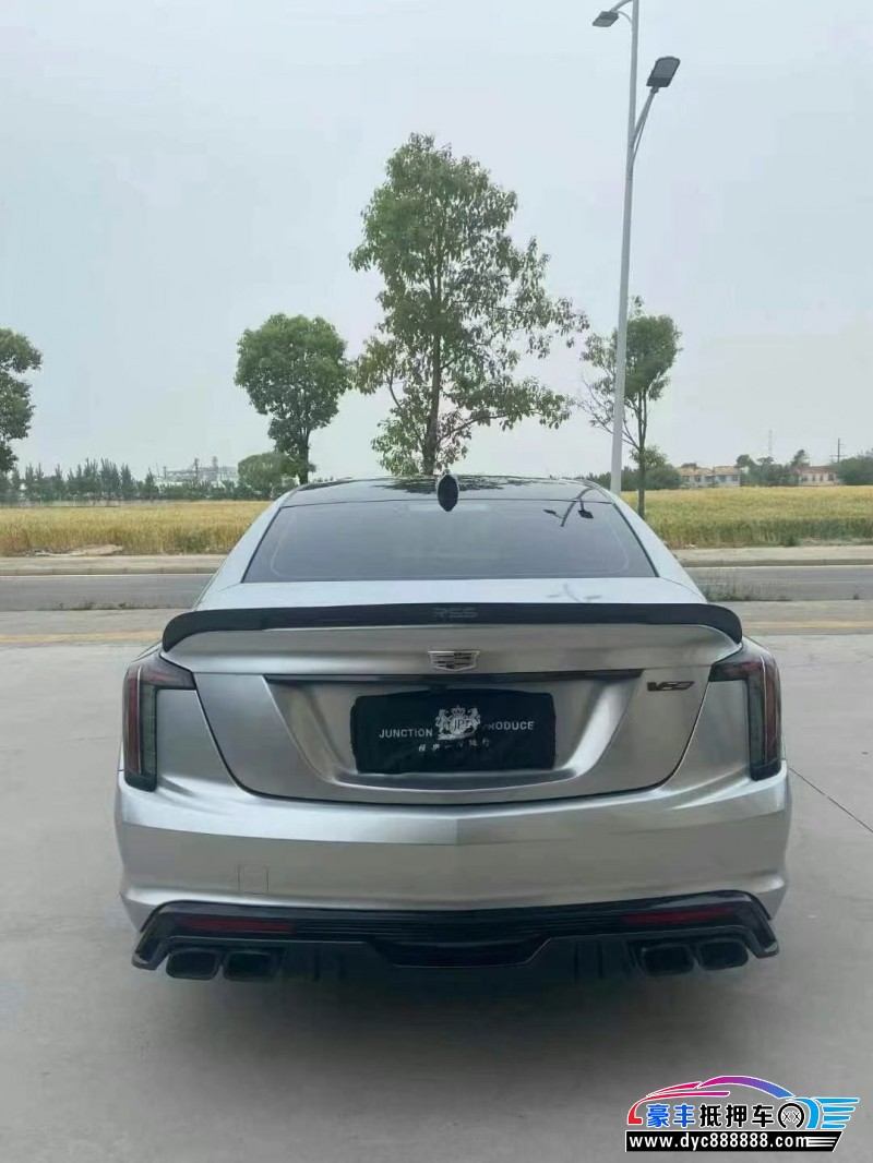 24年凯迪拉克CT5轿车抵押车出售