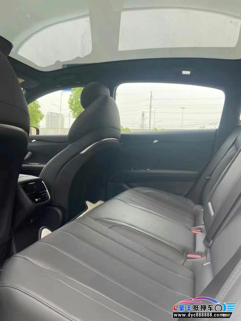 25年长安深蓝L07轿车抵押车出售