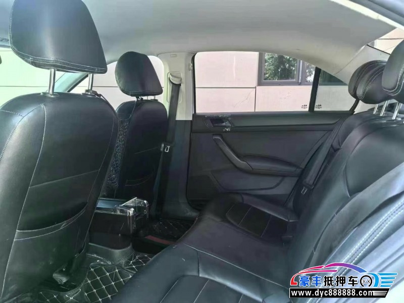 16年大众桑塔纳轿车抵押车出售