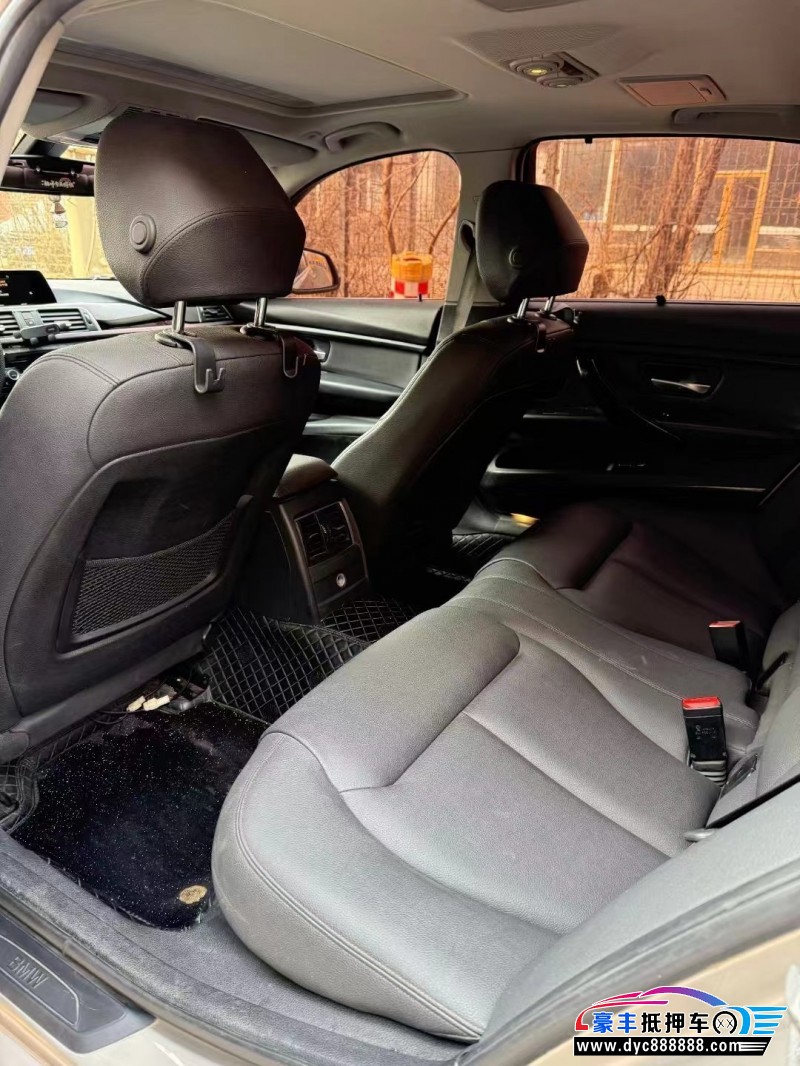 17年宝马3系轿车抵押车出售