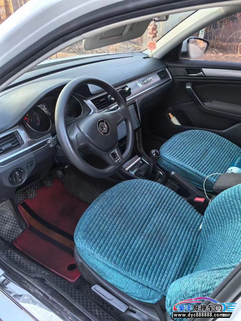 21年大众宝来轿车抵押车出售