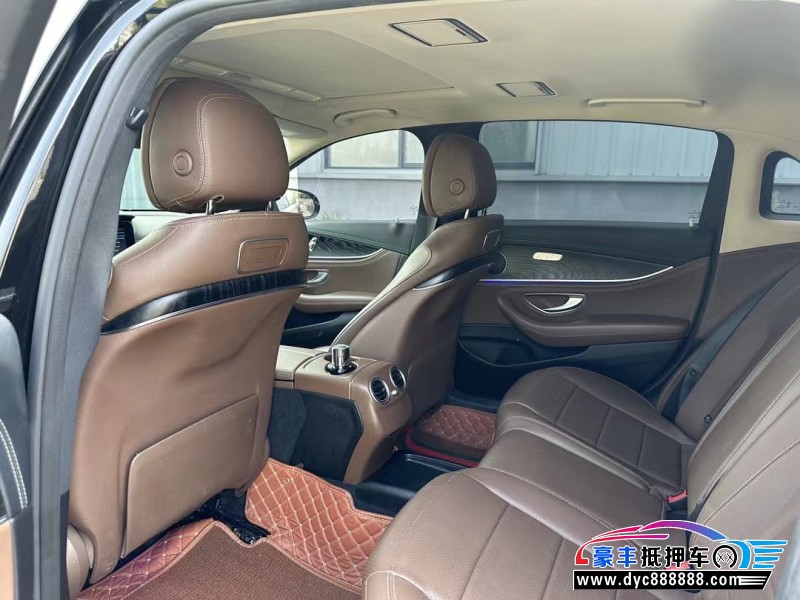 18年奔驰E轿车抵押车出售