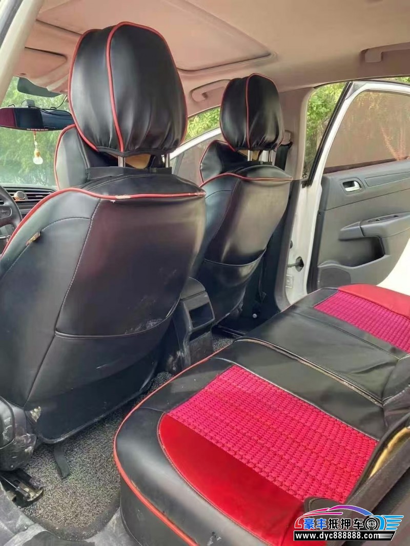 18年雪铁龙C4轿车抵押车出售