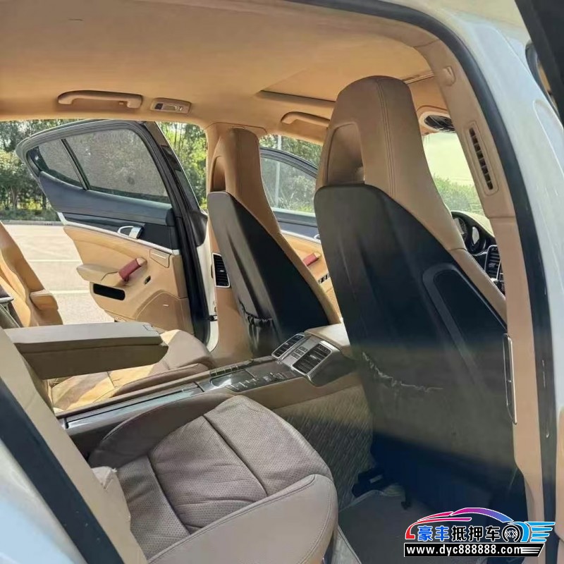 13年保时捷帕纳梅拉轿车抵押车出售