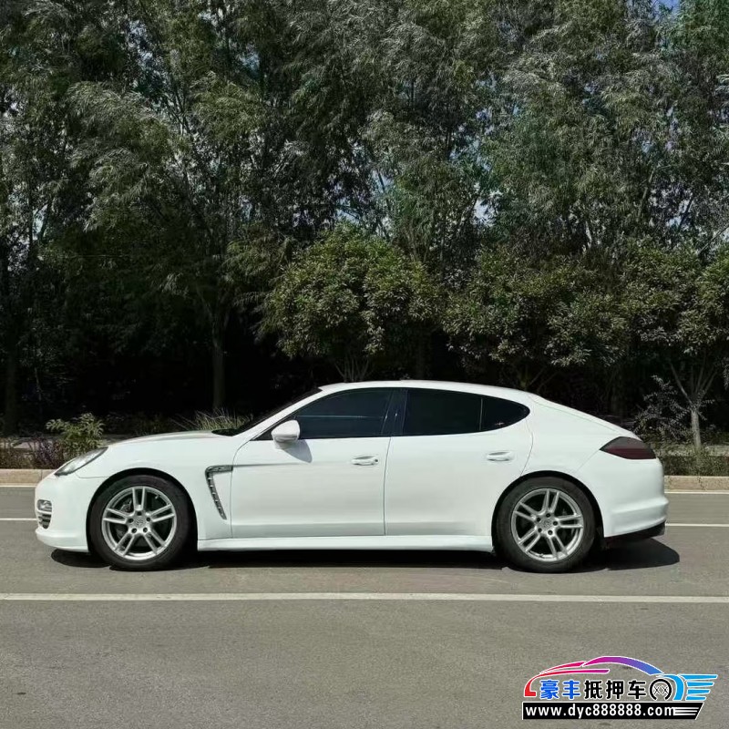 13年保时捷帕纳梅拉轿车抵押车出售