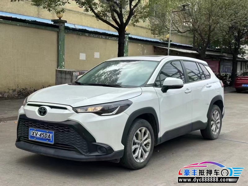 22年丰田锋兰达轿车抵押车出售