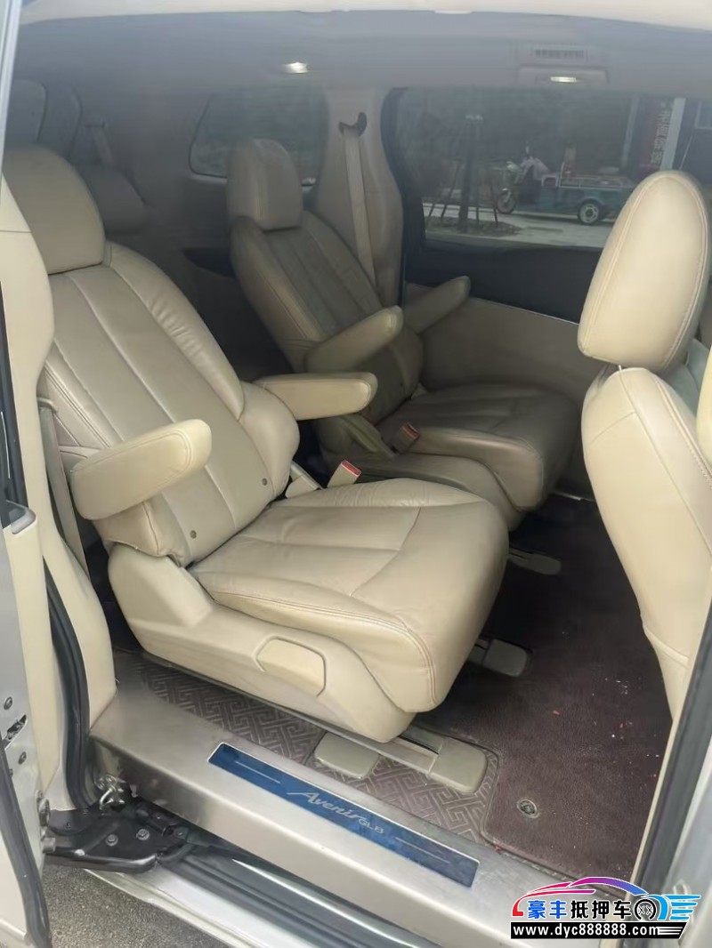 14年别克GL8轿车抵押车出售