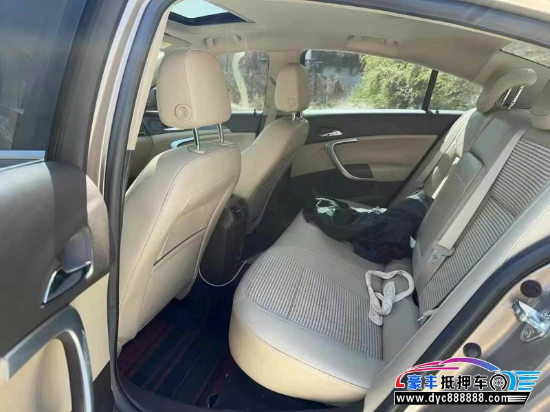 16年别克君威轿车抵押车出售