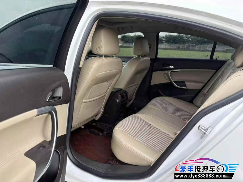 15年别克君威轿车抵押车出售