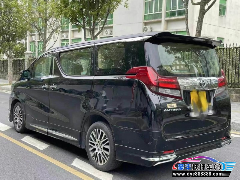 16年丰田埃尔法轿车抵押车出售