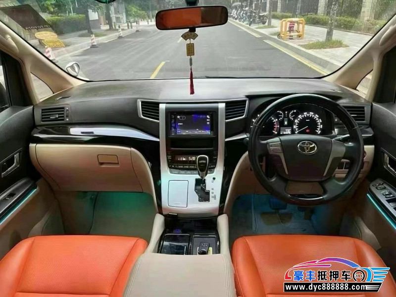 13年丰田威尔法轿车抵押车出售