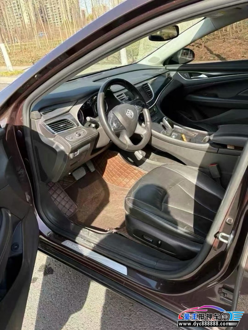 18年别克君越轿车抵押车出售