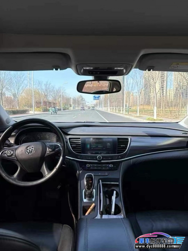 18年别克君越轿车抵押车出售