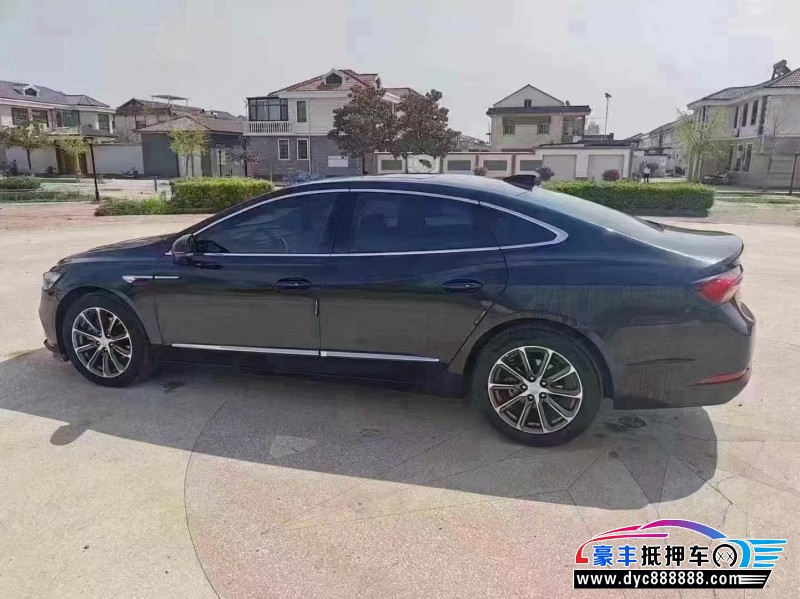 22年别克君越轿车抵押车出售