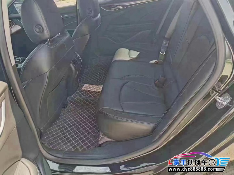 22年别克君越轿车抵押车出售