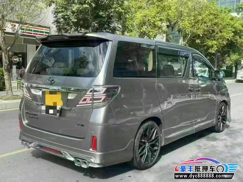 12年丰田威尔法轿车抵押车出售