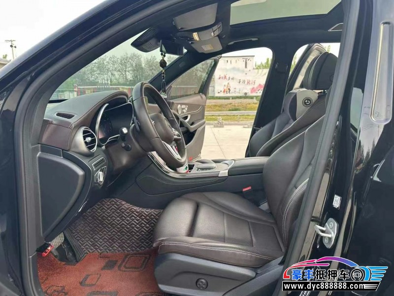 20年奔驰GLCSUV抵押车出售