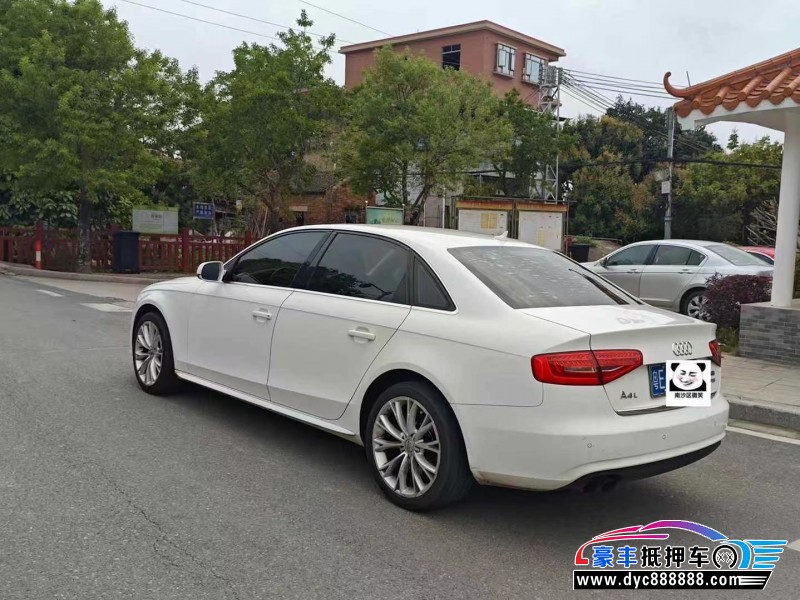 16年奥迪A4L轿车抵押车出售