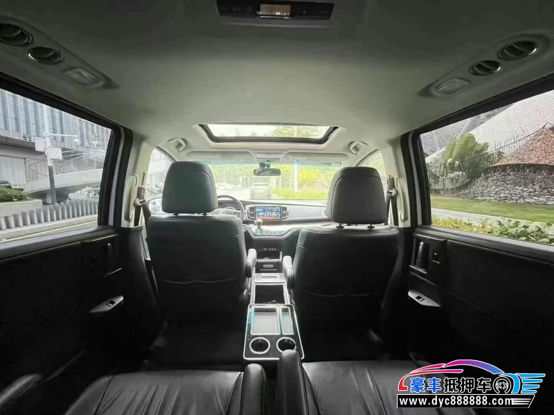 18年本田奥德赛轿车抵押车出售