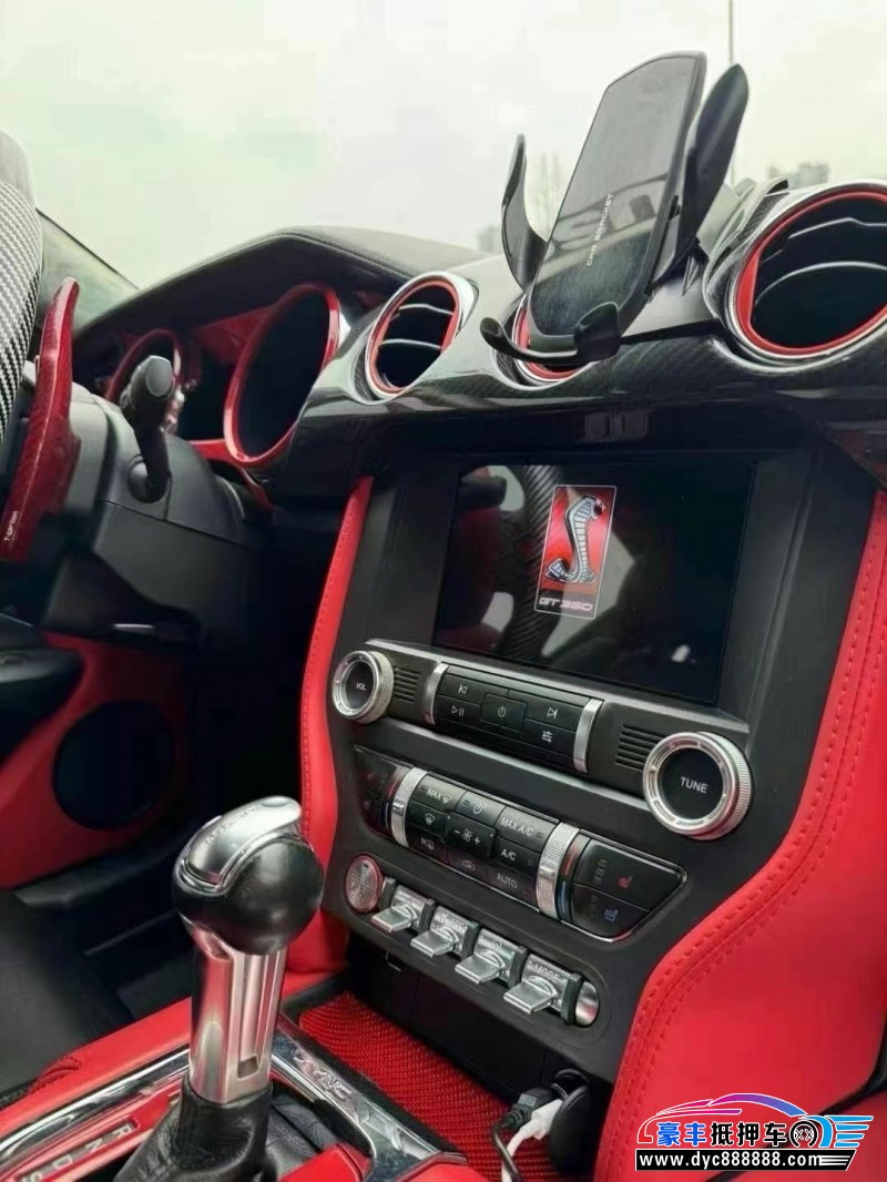 17年福特野马轿车抵押车出售