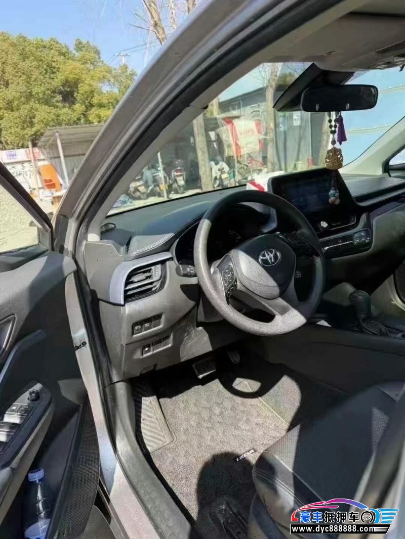 21年丰田奕泽SUV抵押车出售