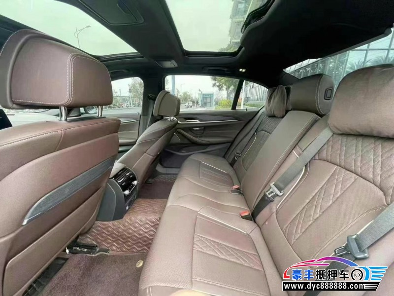 22年宝马5系轿车抵押车出售