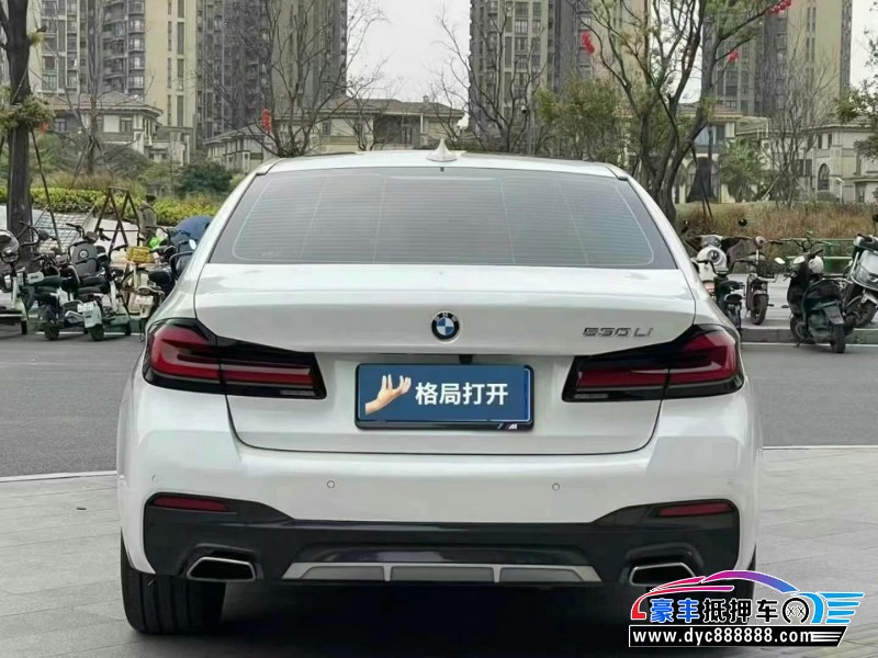 22年宝马5系轿车抵押车出售