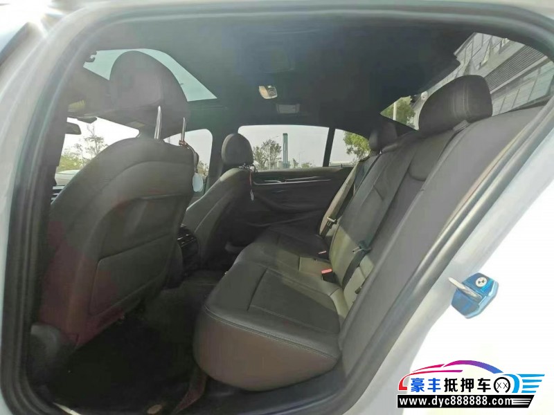 20年宝马5系轿车抵押车出售