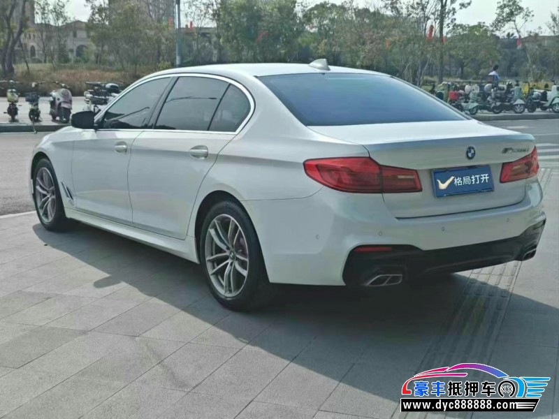 20年宝马5系轿车抵押车出售