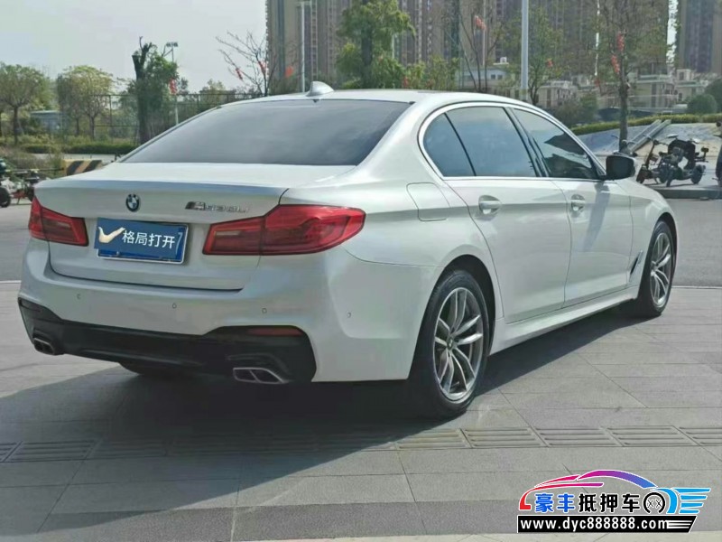 20年宝马5系轿车抵押车出售