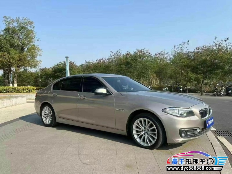 17年宝马5系轿车抵押车出售