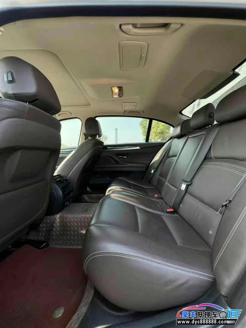 17年宝马5系轿车 17年宝马5系轿车抵押车出售