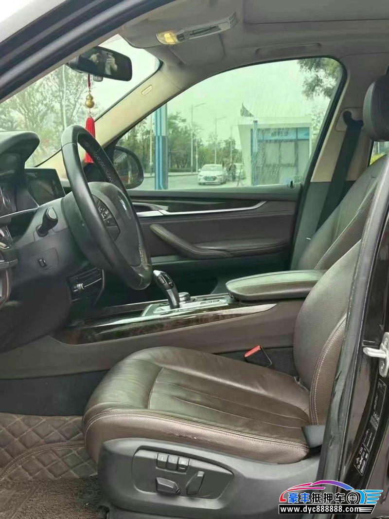 15年宝马X5轿车抵押车出售