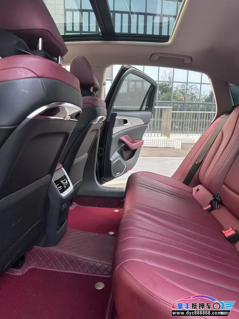 24年红旗H5轿车抵押车出售