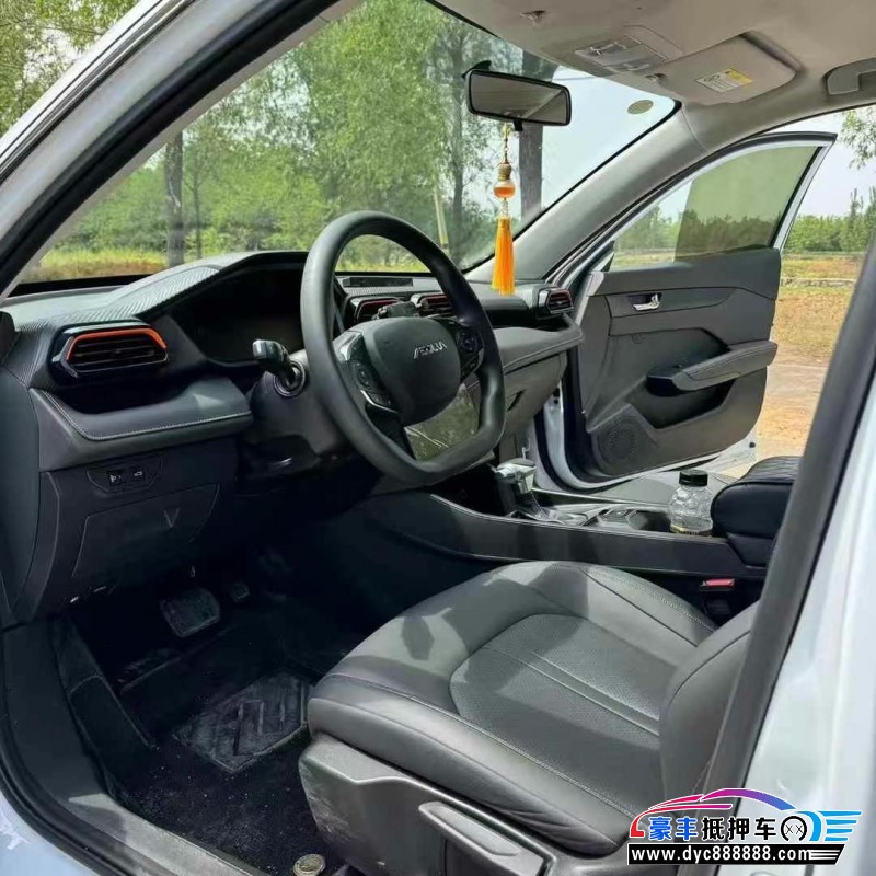 24年东风风神奕炫轿车抵押车出售