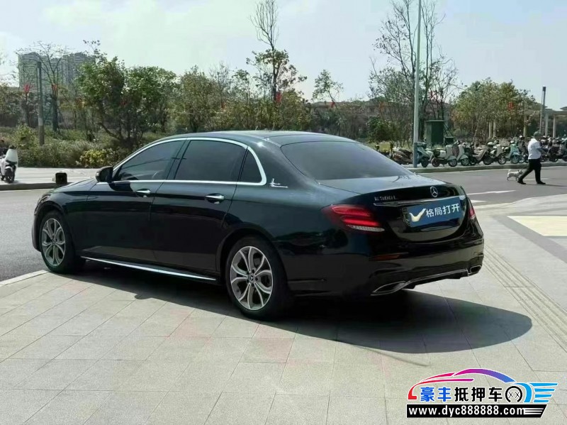 20年奔驰E轿车抵押车出售