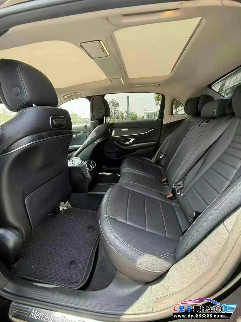 20年奔驰E轿车抵押车出售