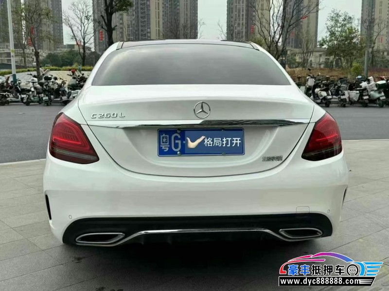21年奔驰C轿车抵押车出售